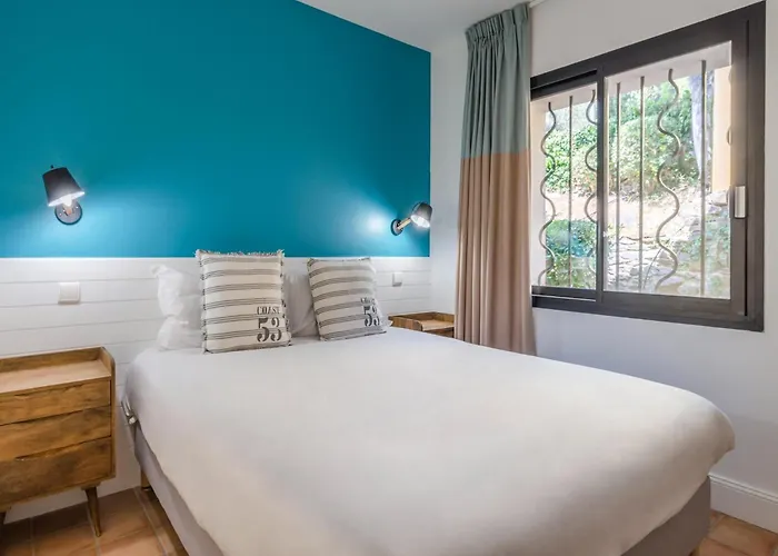 In Saint-tropez With Access *