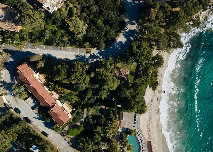 In Saint-tropez With Access Apartment *